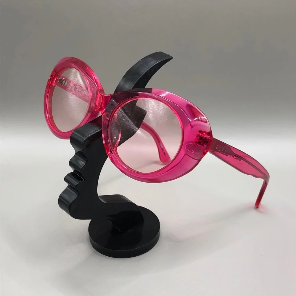 Diff Eyewear Olivia Pink Crystal Sunglasses Oval Trendy